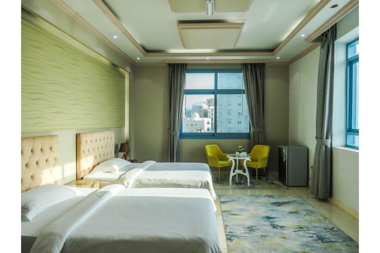 Bareen Hotel Аджман Экстерьер фото