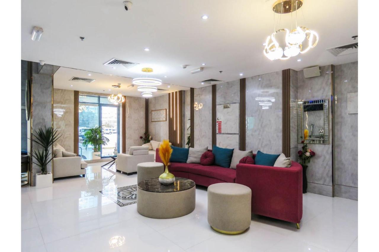 Bareen Hotel Аджман Экстерьер фото